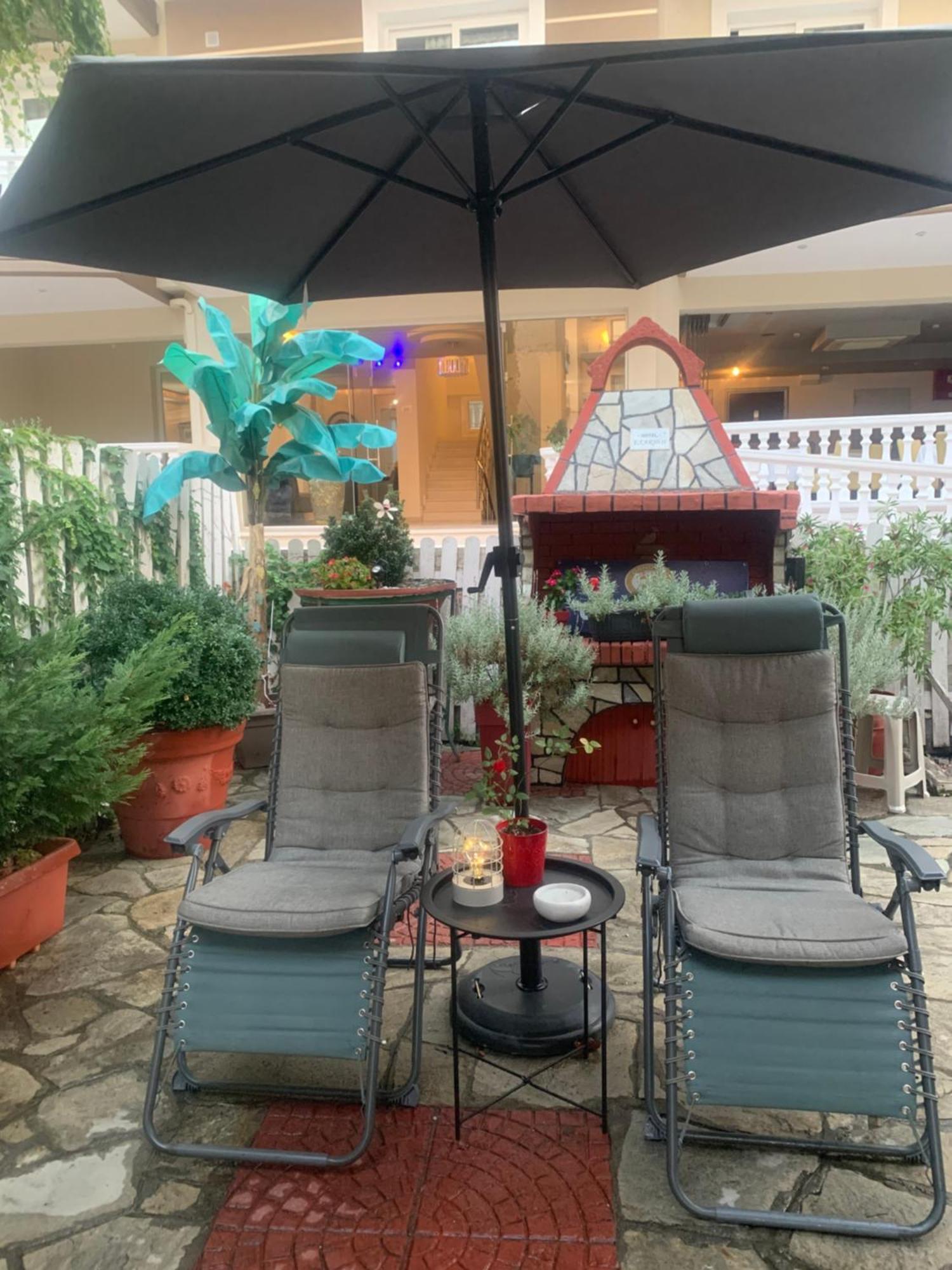 Hotel Exarhos Paralia Katerinis Bagian luar foto