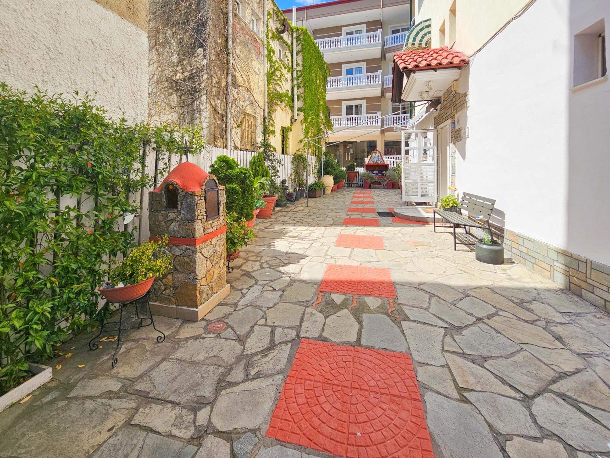 Hotel Exarhos Paralia Katerinis Bagian luar foto